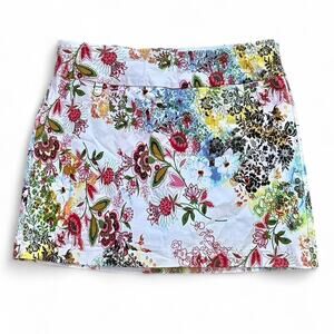 Attyre floral mini skirt with